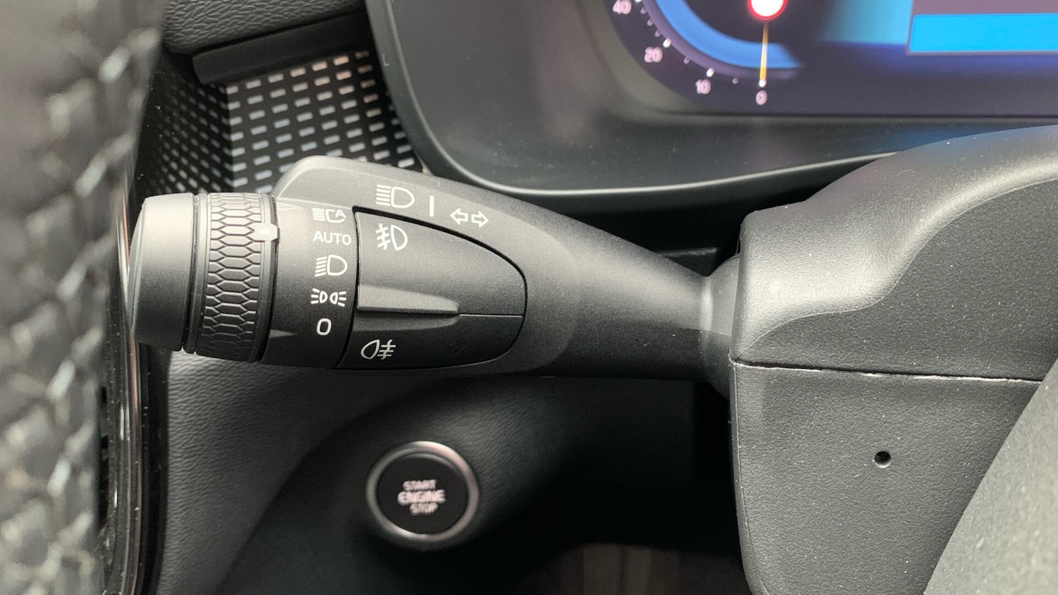 Used Volvo XC40 2024 for sale - 77202520: Photo 20