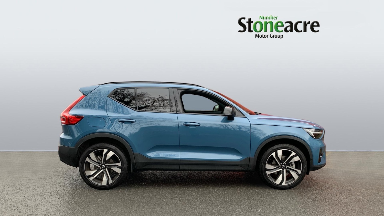 Used Volvo XC40 2024 for sale - 77202520: Photo 3