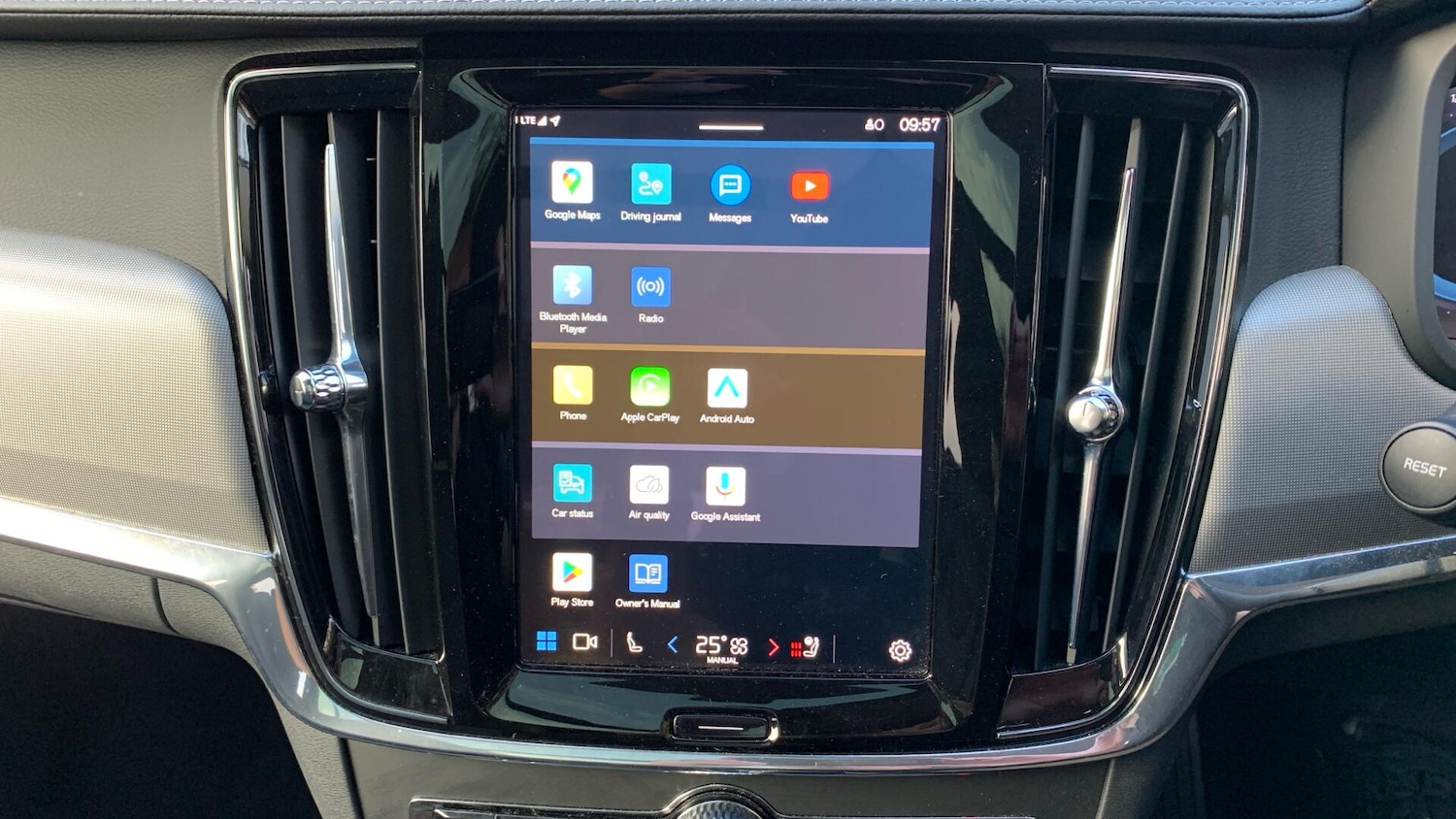 Used Volvo V90 2024 for sale - 76701854: Photo 12