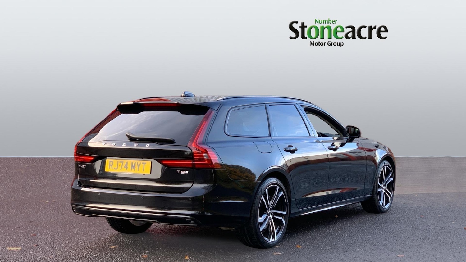 Used Volvo V90 2024 for sale - 76701854: Photo 2
