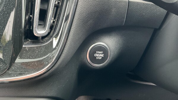 Used Volvo XC40 2024 for sale - 75697440: Photo 27