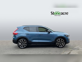 Used Volvo XC40 2024 for sale - 75697440: Photo