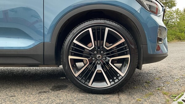 Used Volvo XC40 2024 for sale - 75697440: Photo 9