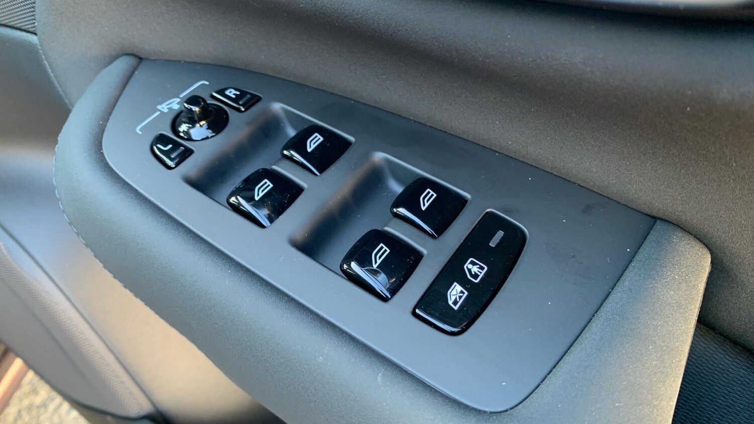 Used Volvo XC90 2026 for sale - 78127286: Photo 24