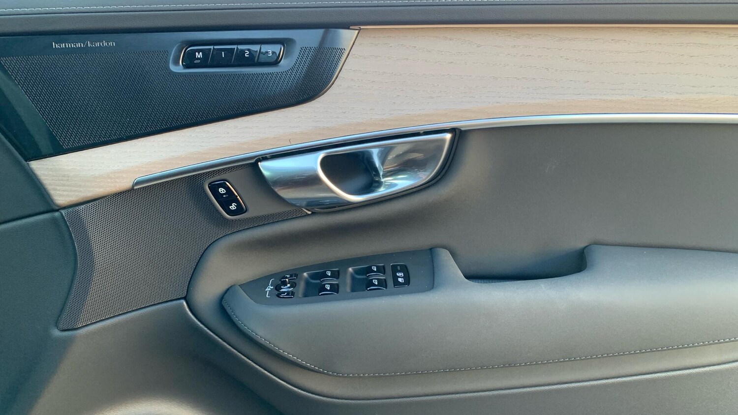 Used Volvo XC90 2026 for sale - 78127286: Photo 29