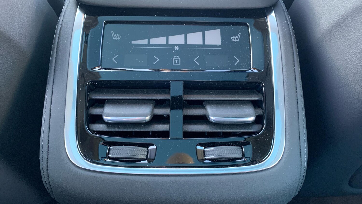 Used Volvo XC90 2026 for sale - 78127286: Photo 36