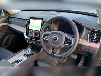 Used Volvo XC90 2026 for sale - 78127286: Photo