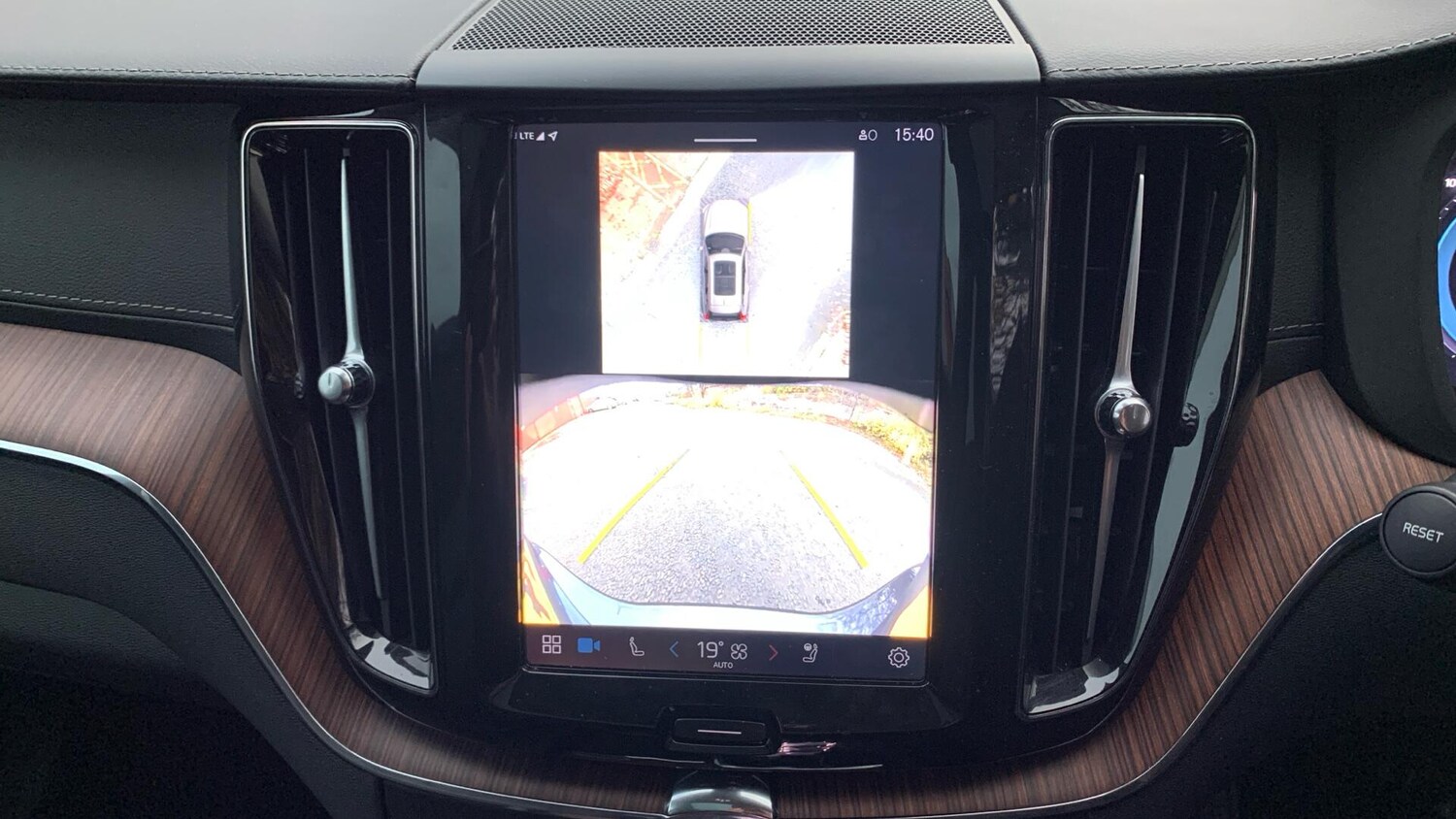 Used Volvo XC60 2024 for sale - 74396109: Photo 19