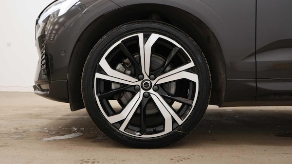 Used Volvo XC60 2024 for sale - 74396109: Photo 4