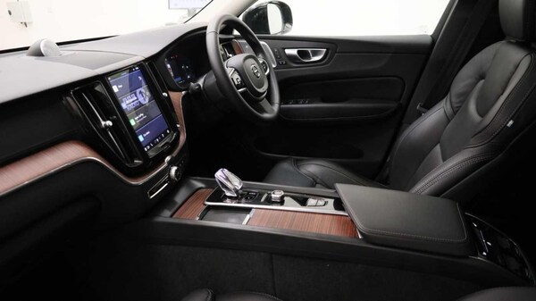 Used Volvo XC60 2024 for sale - 74396109: Photo 6
