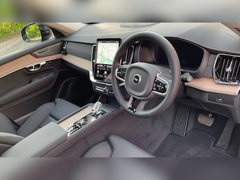 Used Volvo XC90 2026 for sale - 78684276: Photo