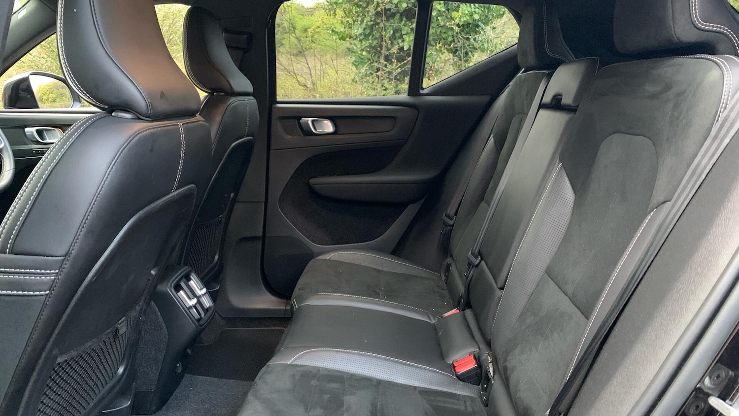 Used Volvo XC40 for sale - 78128065: Photo 33