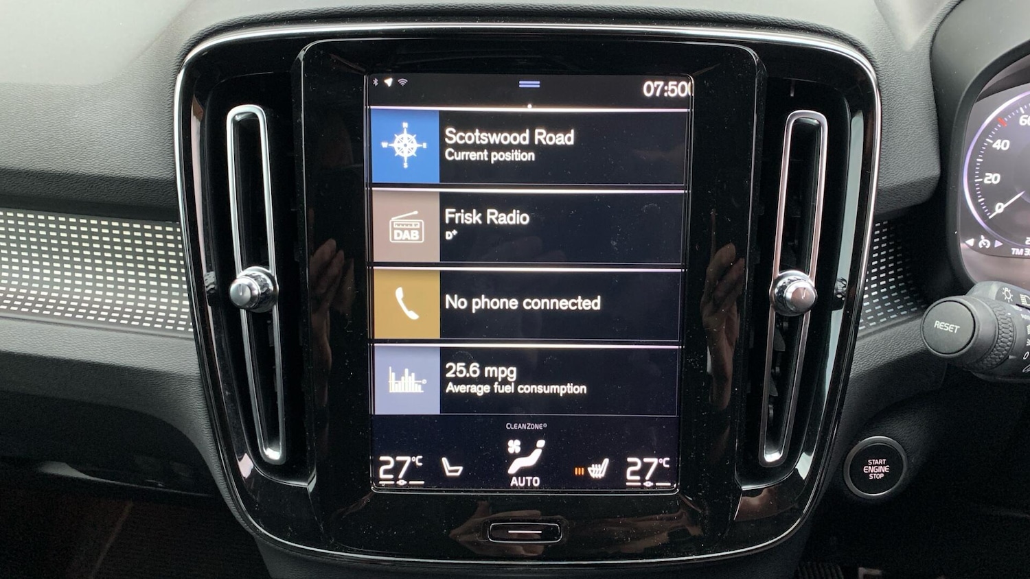 Used Volvo XC40 for sale - 78128065: Photo 39