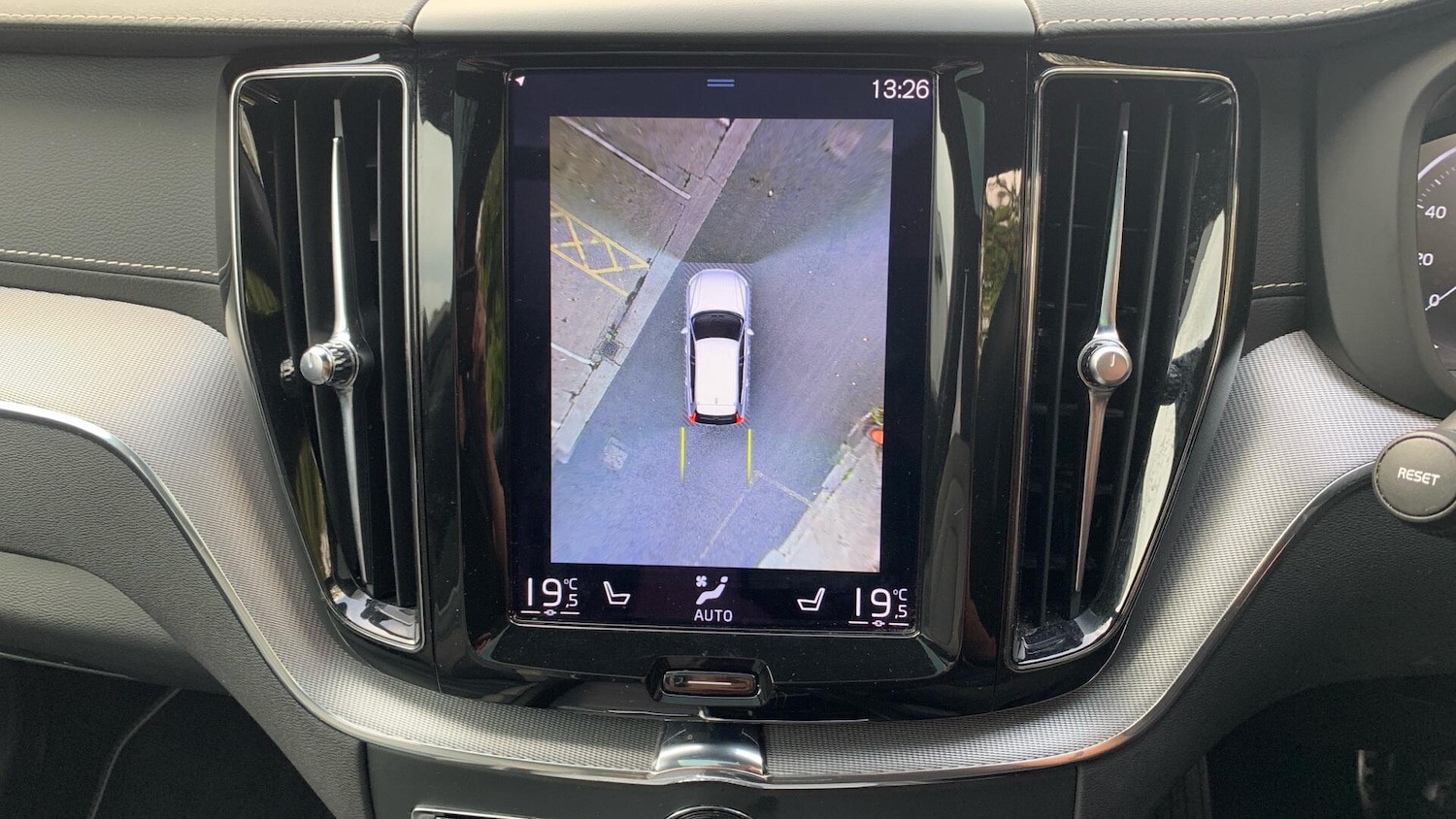 Used Volvo XC60 2020 for sale - 76607357: Photo 20