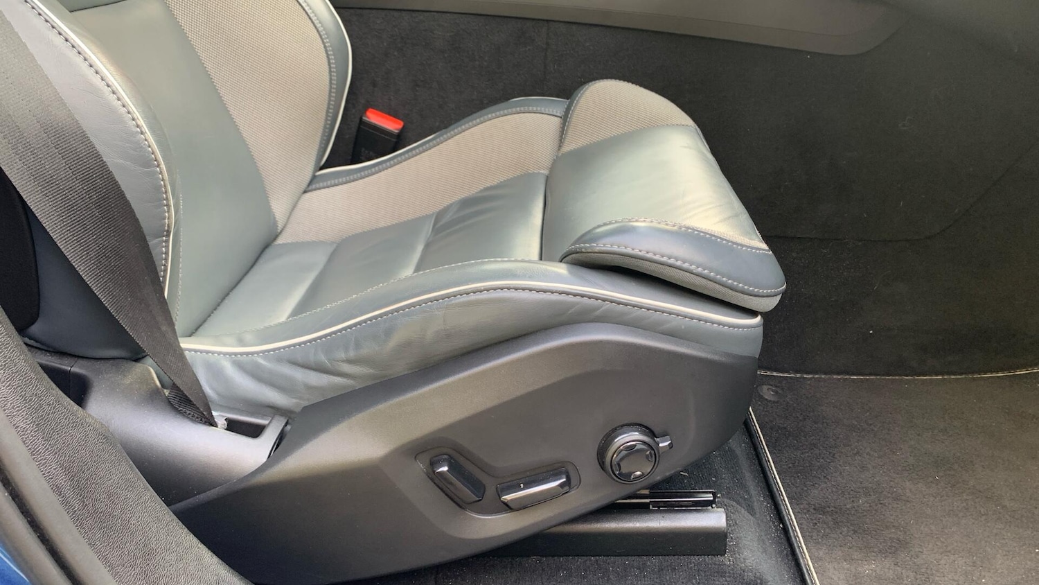 Used Volvo XC60 2020 for sale - 76607357: Photo 31