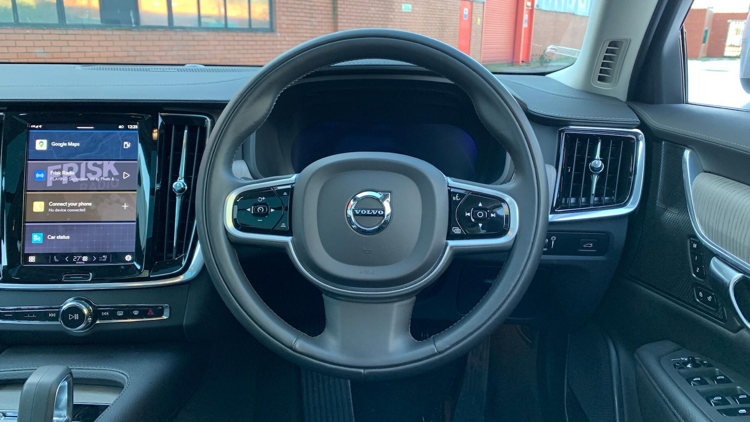 Used Volvo V90 Cross Country 2021 for sale - 77175764: Photo 10