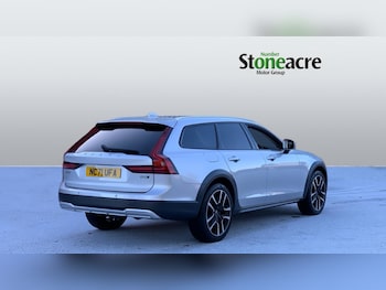 Used Volvo V90 Cross Country 2021 for sale - 77175764: Photo
