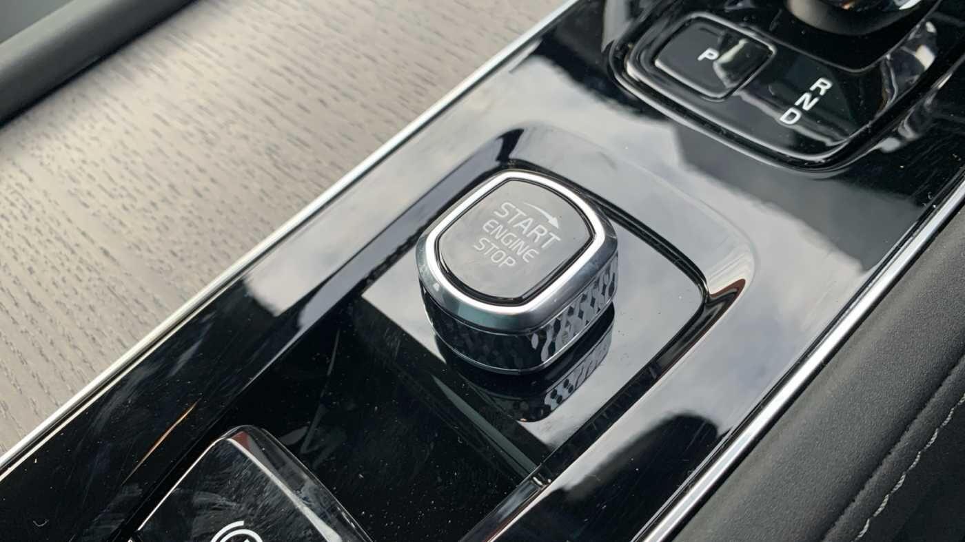 Used Volvo XC90 2025 for sale - 77074007: Photo 16