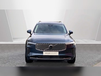 Used Volvo XC90 2025 for sale - 77074007: Photo