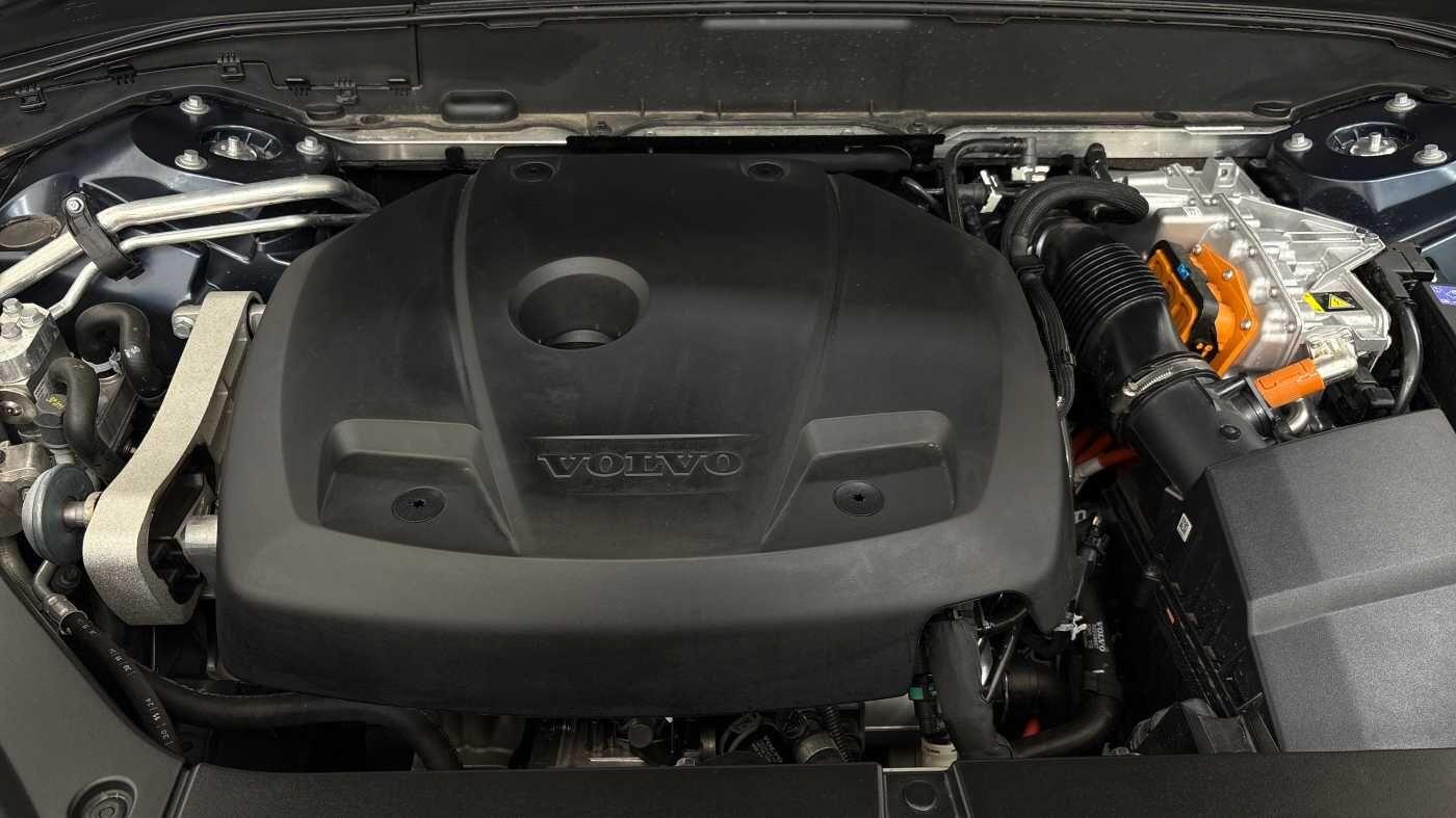 Used Volvo XC90 2025 for sale - 76388771: Photo 16