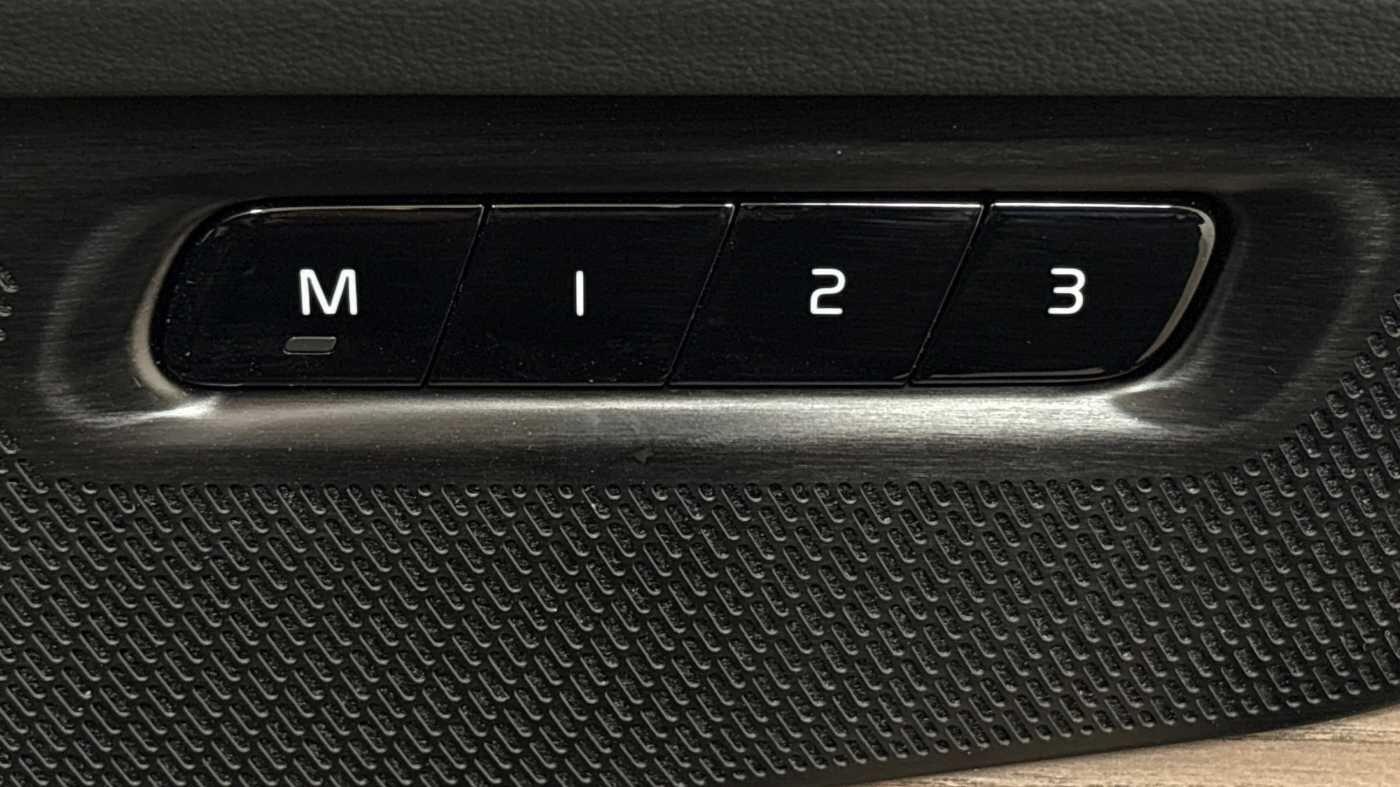 Used Volvo XC90 2025 for sale - 76388771: Photo 27