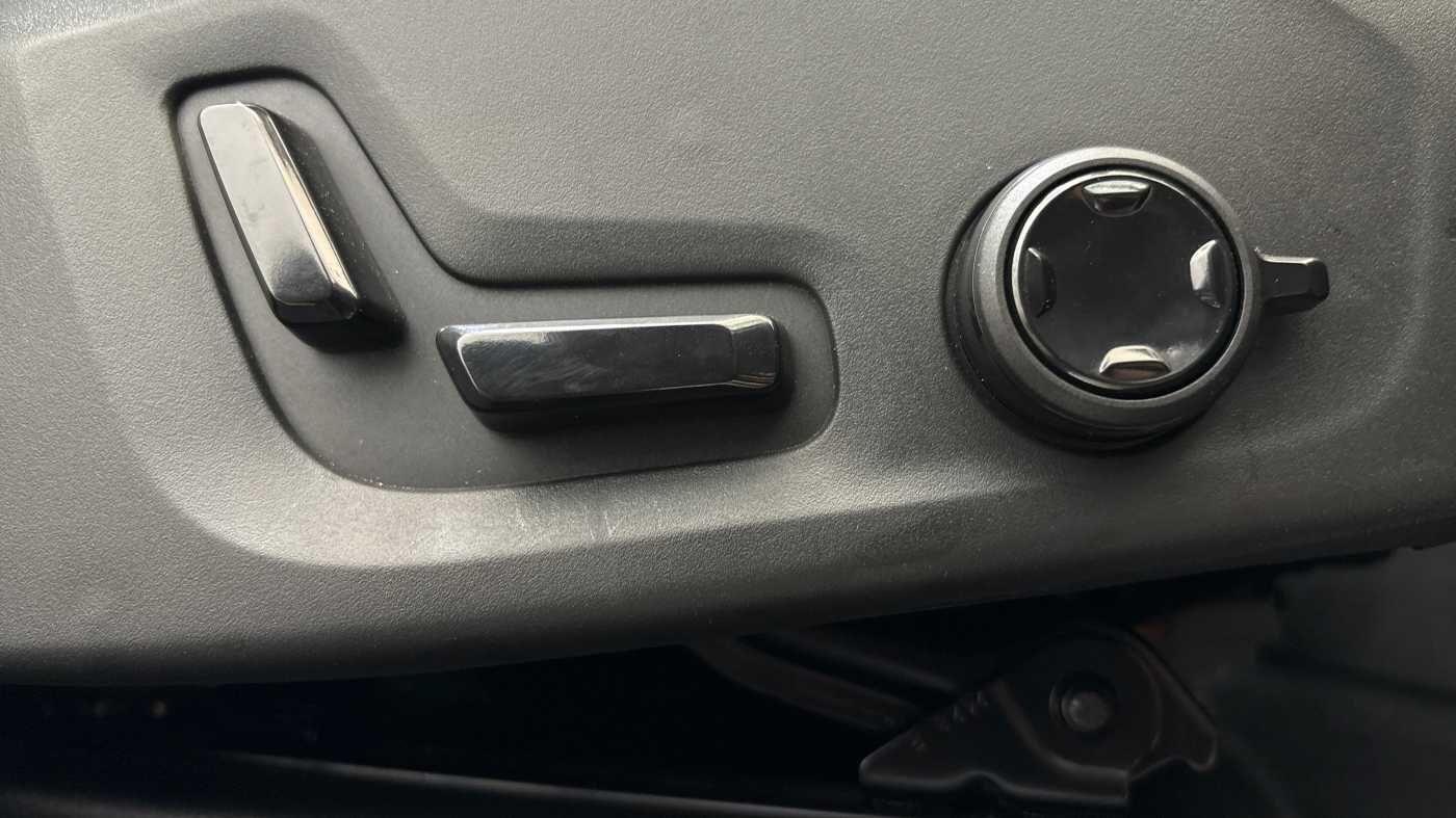 Used Volvo XC90 2025 for sale - 76388771: Photo 29