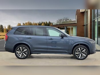 Used Volvo XC90 2025 for sale - 76388771: Photo
