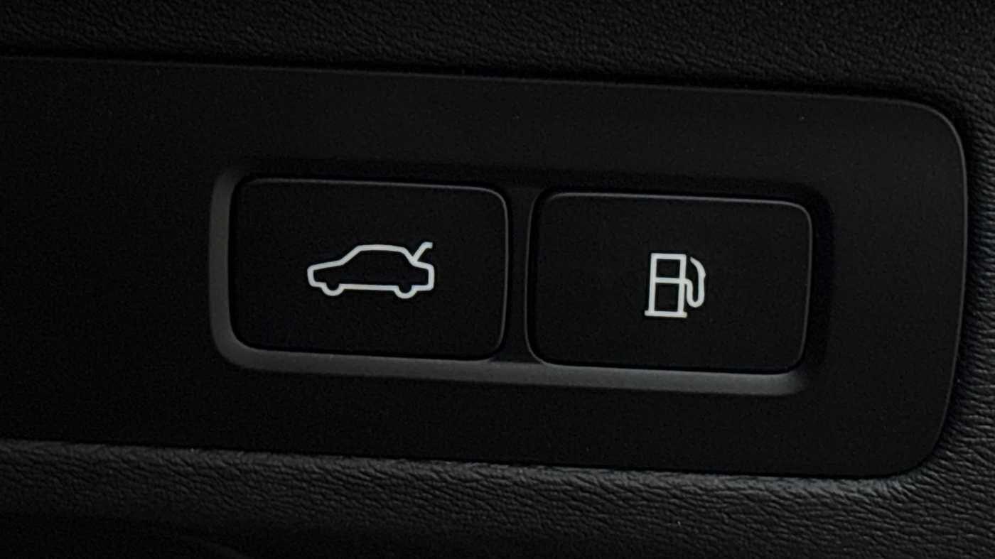 Used Volvo XC90 2025 for sale - 76388771: Photo 31