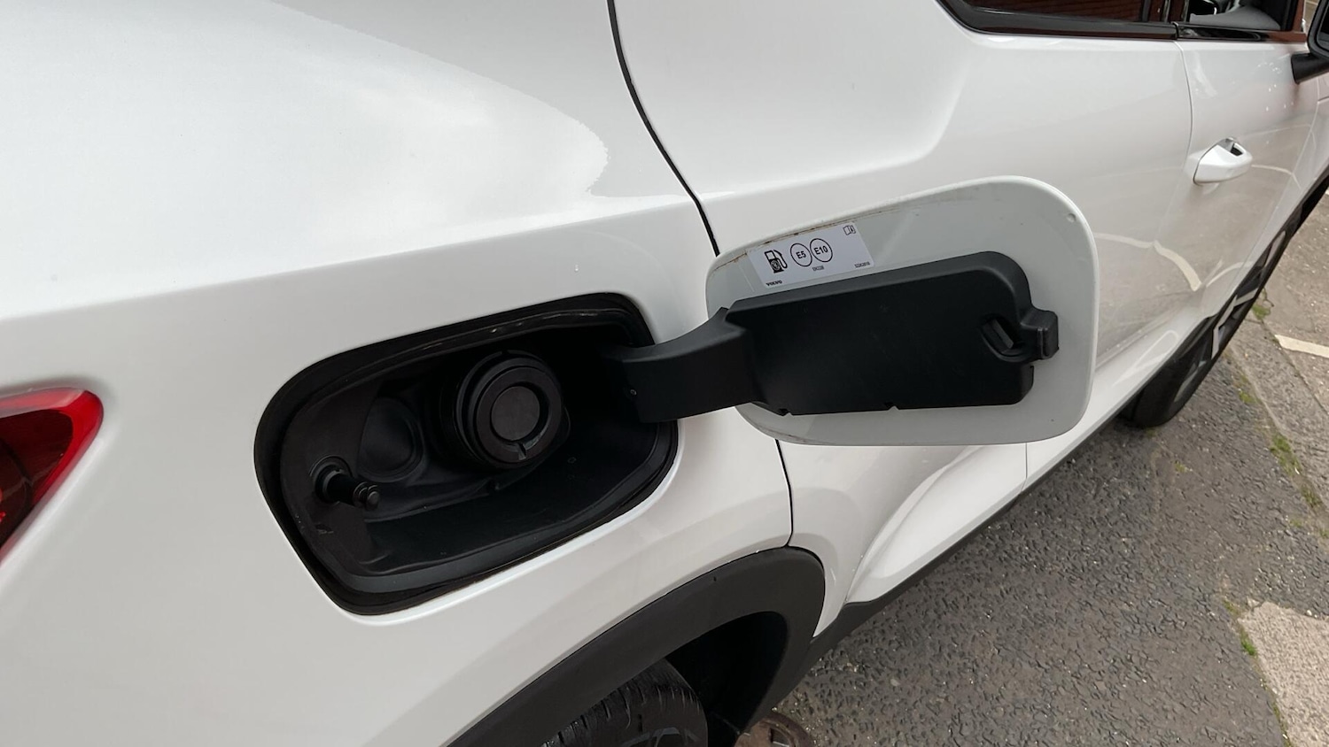 Used Volvo XC40 2024 for sale - 76825027: Photo 17