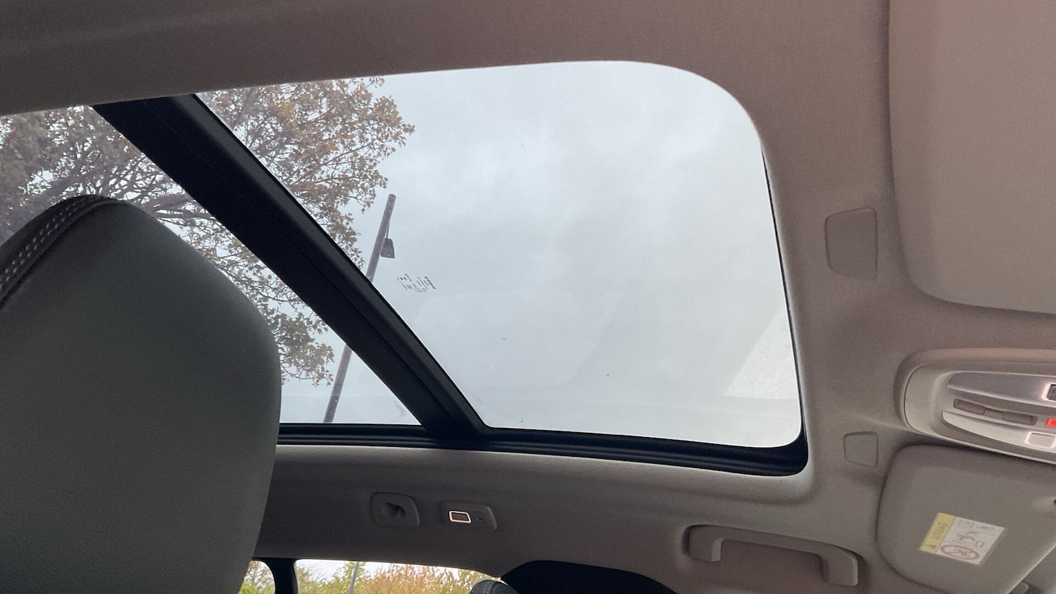 Used Volvo XC40 2024 for sale - 76825027: Photo 32