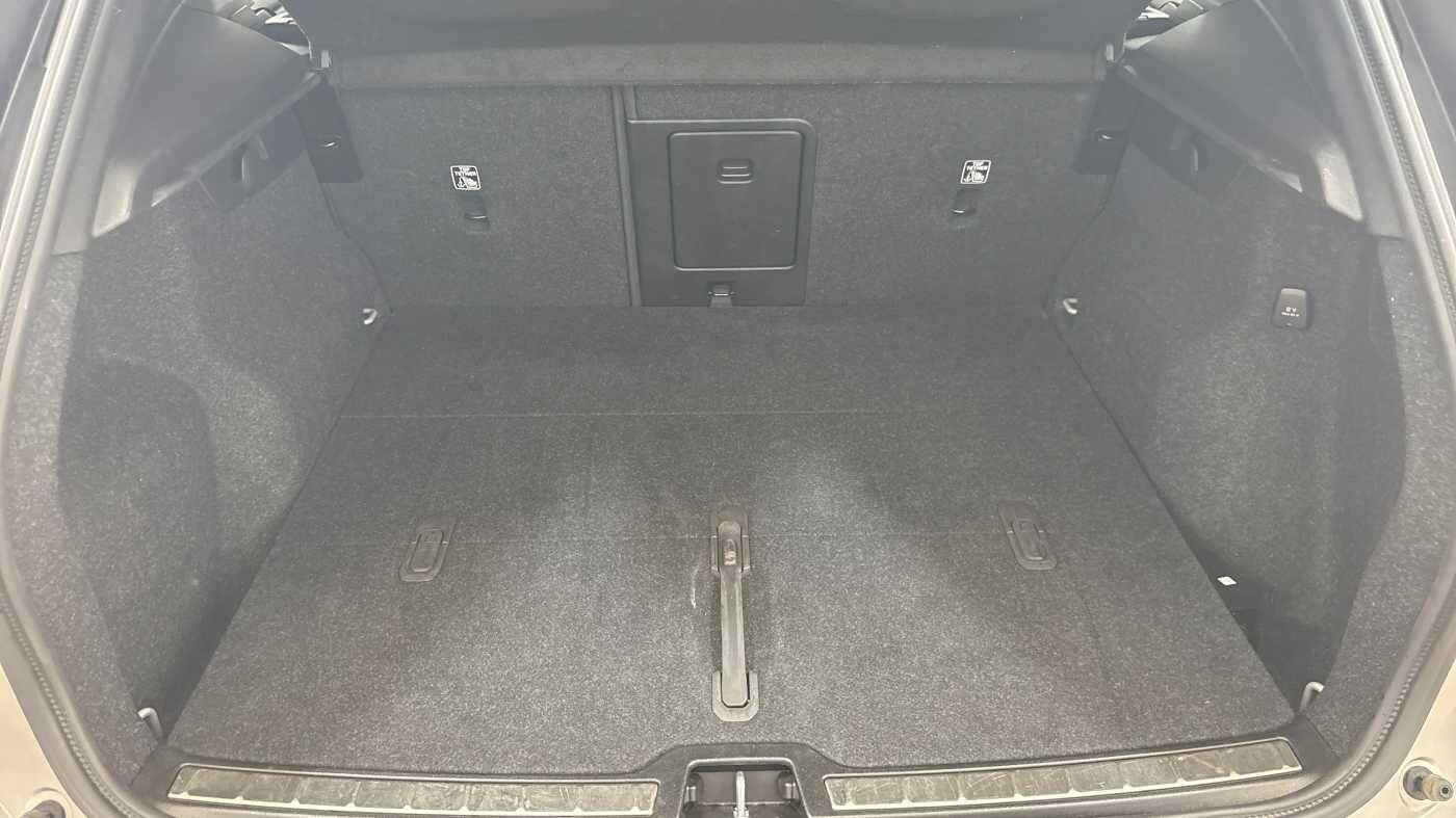 Used Volvo XC40 2024 for sale - 76295772: Photo 15