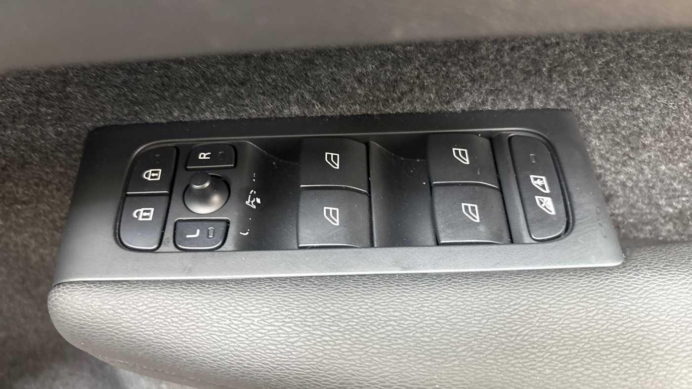 Used Volvo XC40 2024 for sale - 76295772: Photo 26