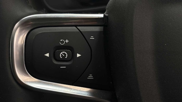 Used Volvo XC40 2024 for sale - 76295772: Photo 32