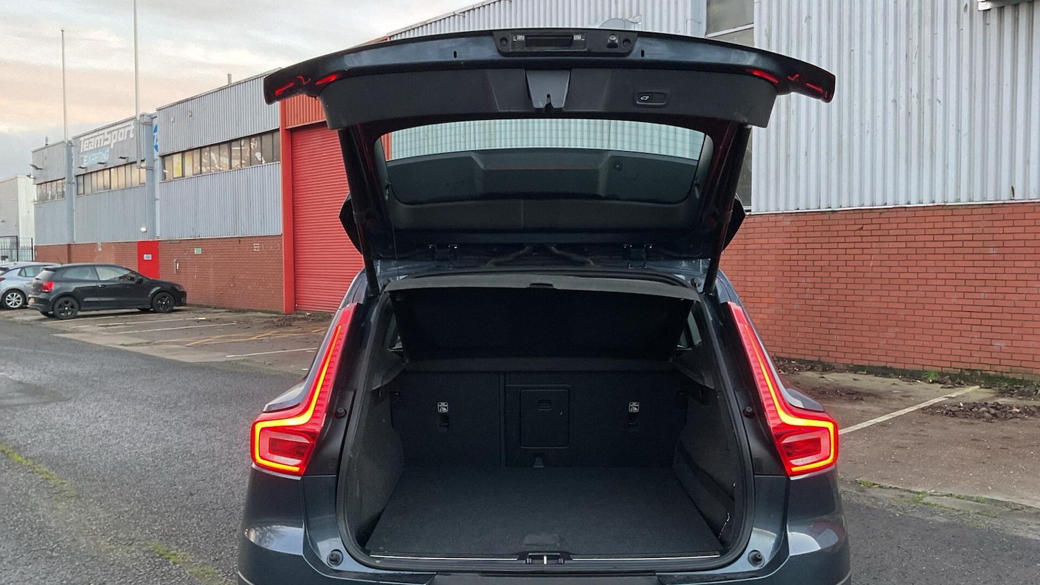 Used Volvo XC40 2020 for sale - 77202945: Photo 13