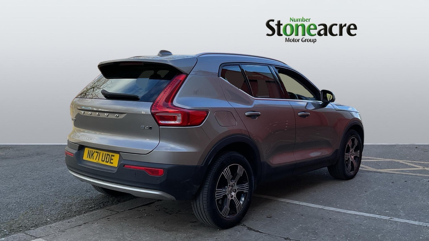 Used Volvo XC40 2021 for sale - 77838500: Photo 2
