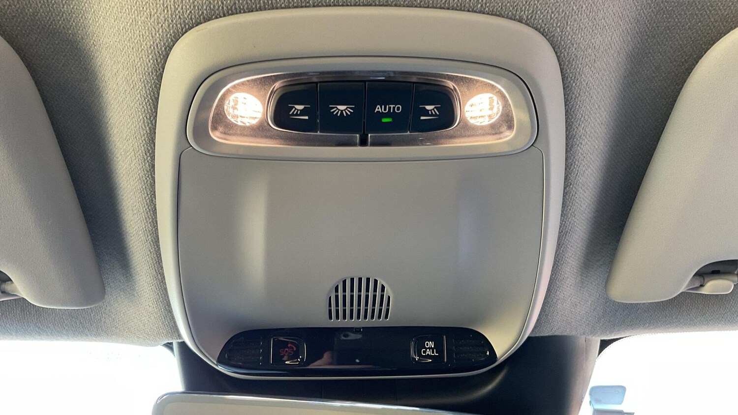 Used Volvo XC40 2021 for sale - 77838500: Photo 28