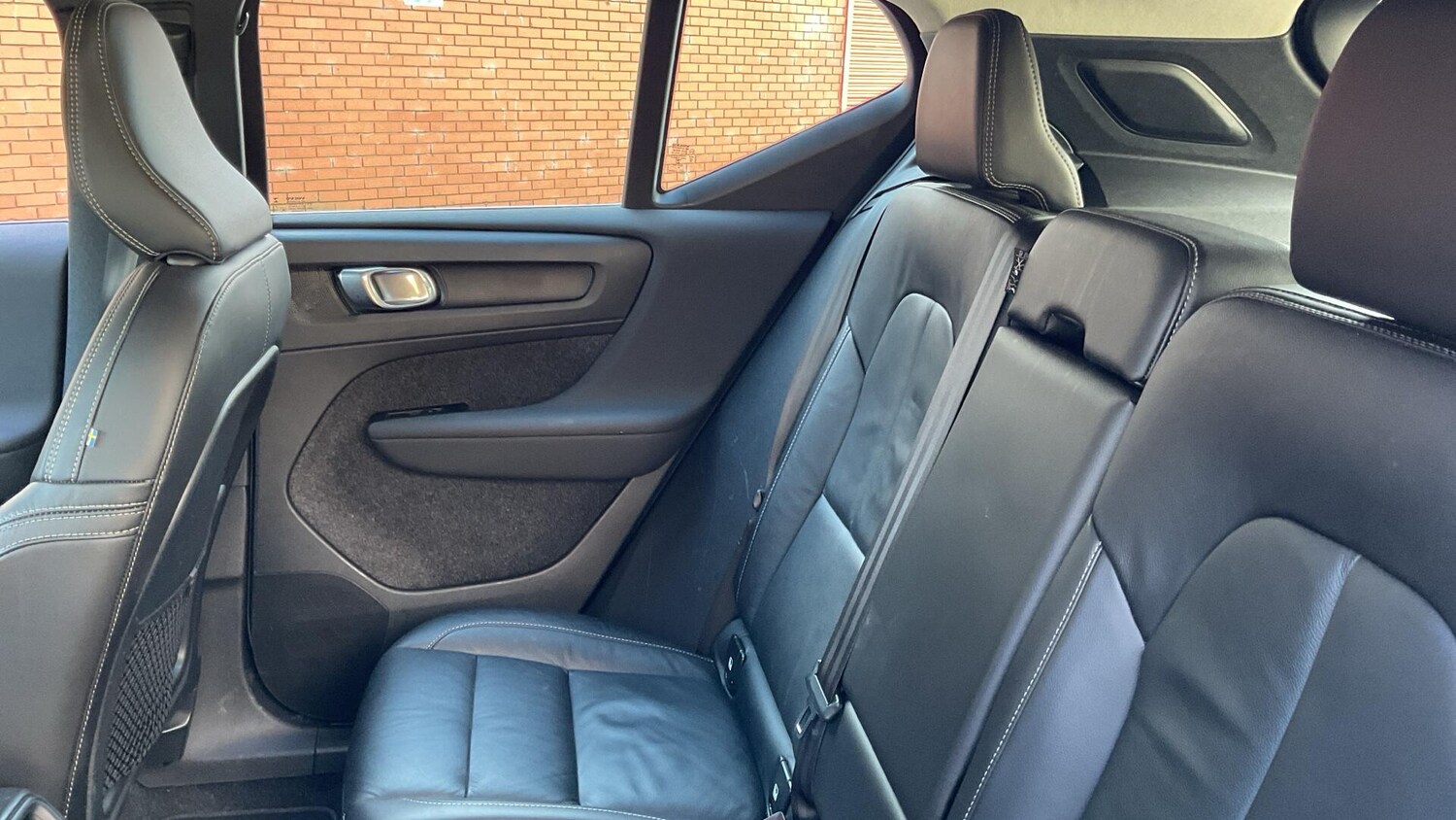 Used Volvo XC40 2021 for sale - 77838500: Photo 33