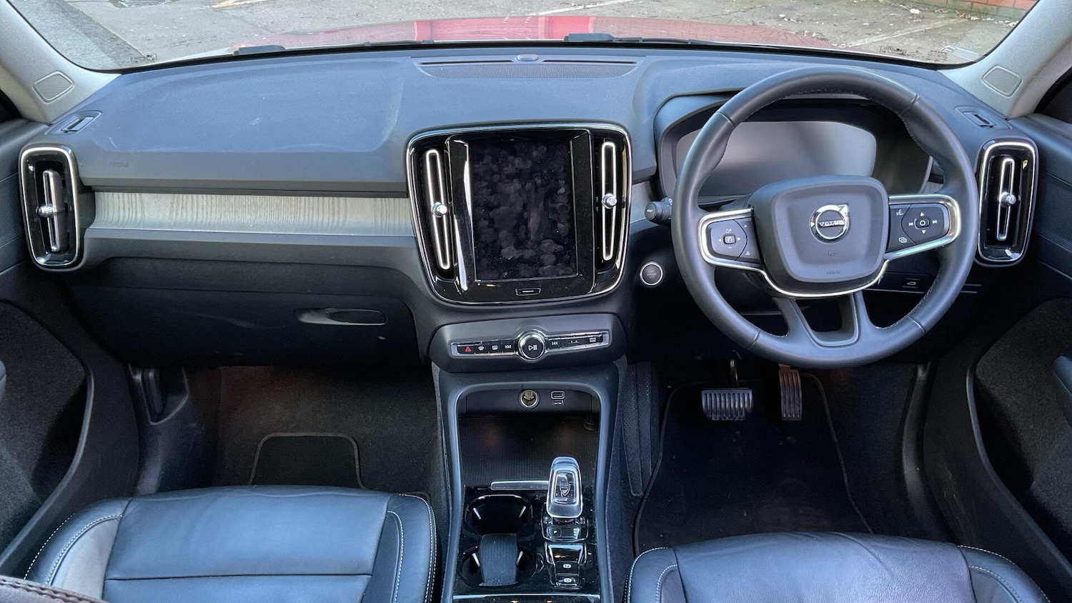 Used Volvo XC40 2021 for sale - 77838500: Photo 5