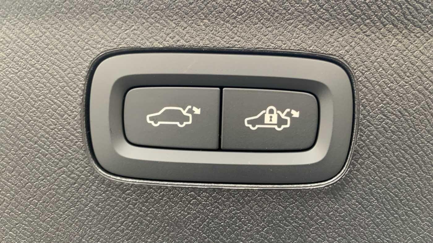 Used Volvo XC90 2025 for sale - 77155421: Photo 17