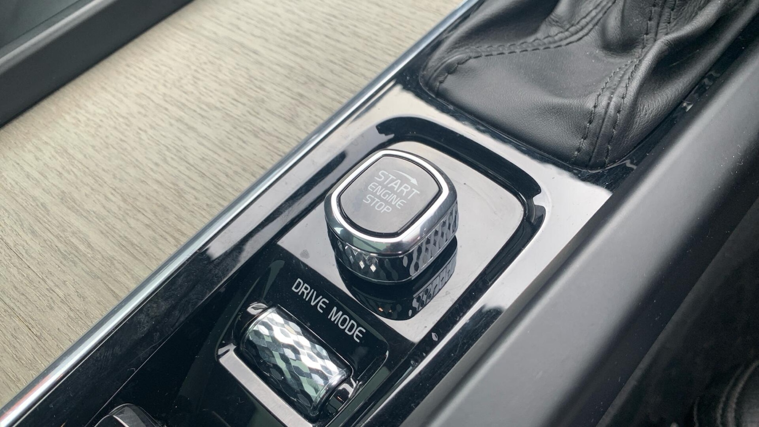 Used Volvo V60 2018 for sale - 76702154: Photo 27