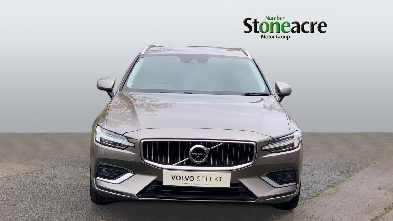 Used Volvo V60 2018 for sale - 76702154: Photo 8