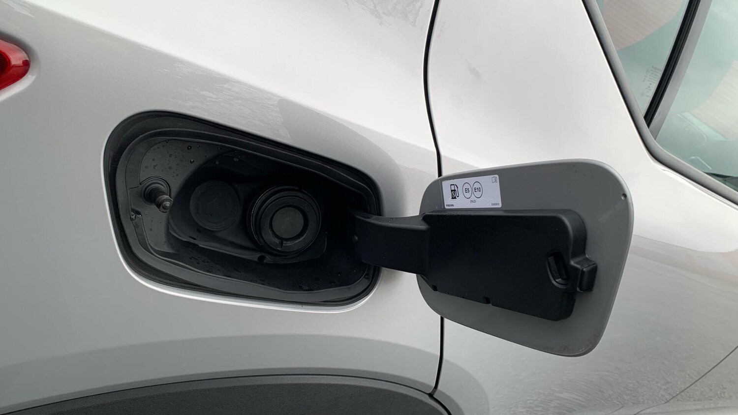 Used Volvo XC40 for sale - 77469363: Photo 16