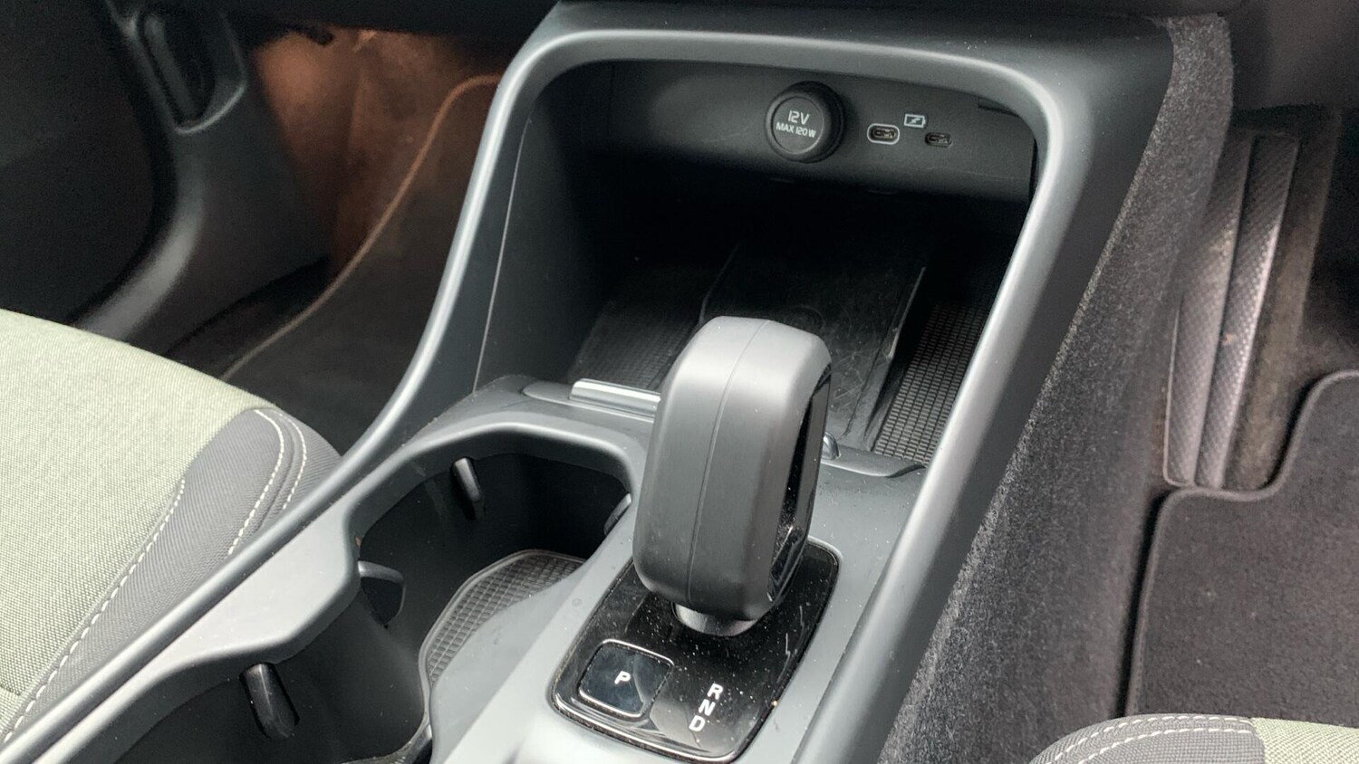 Used Volvo XC40 for sale - 77469363: Photo 26