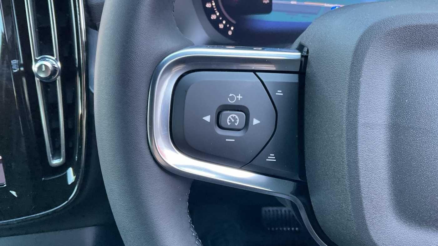 Used Volvo XC40 2025 for sale - 77377595: Photo 14