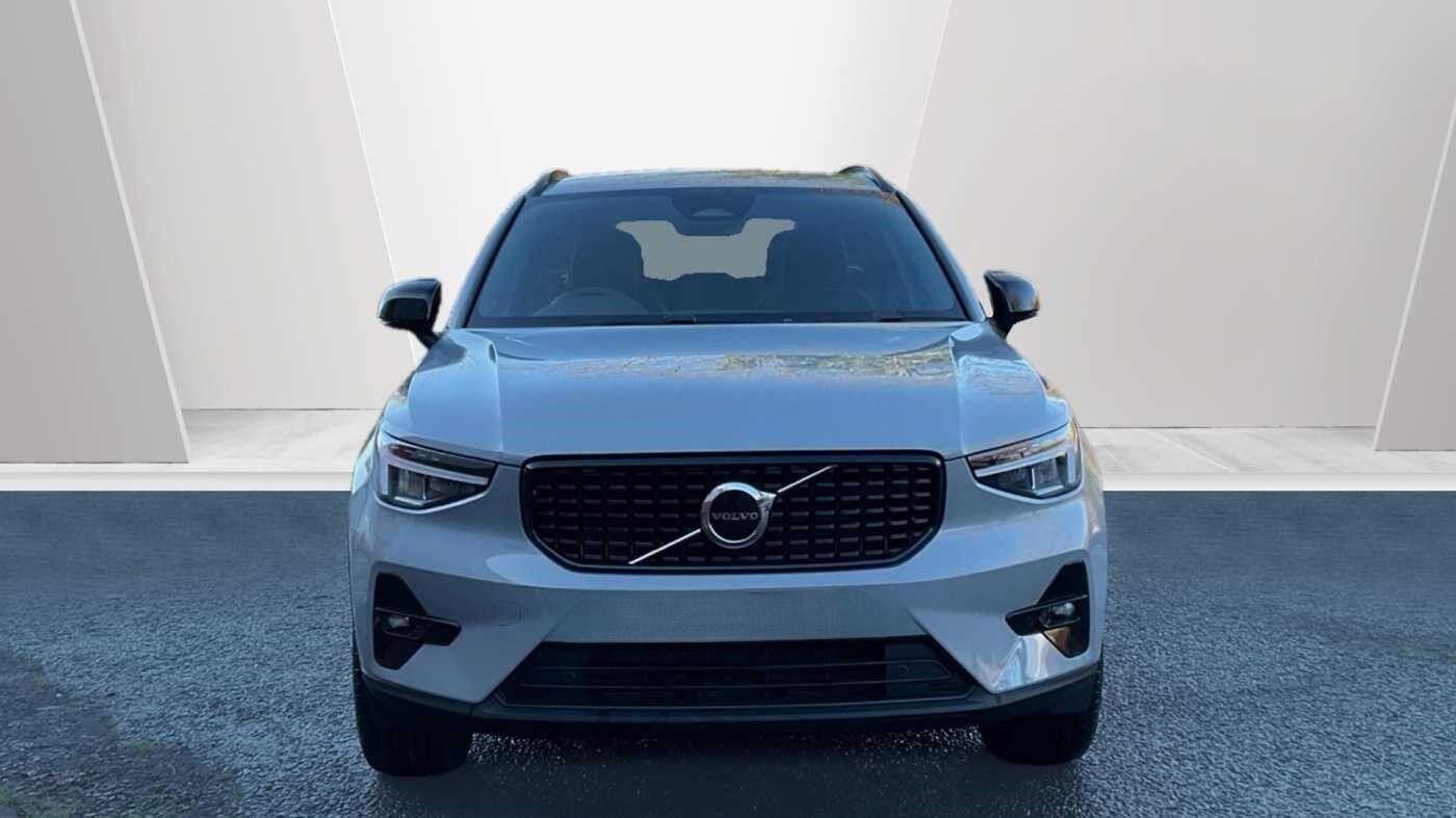 Used Volvo XC40 2025 for sale - 77377595: Photo 2