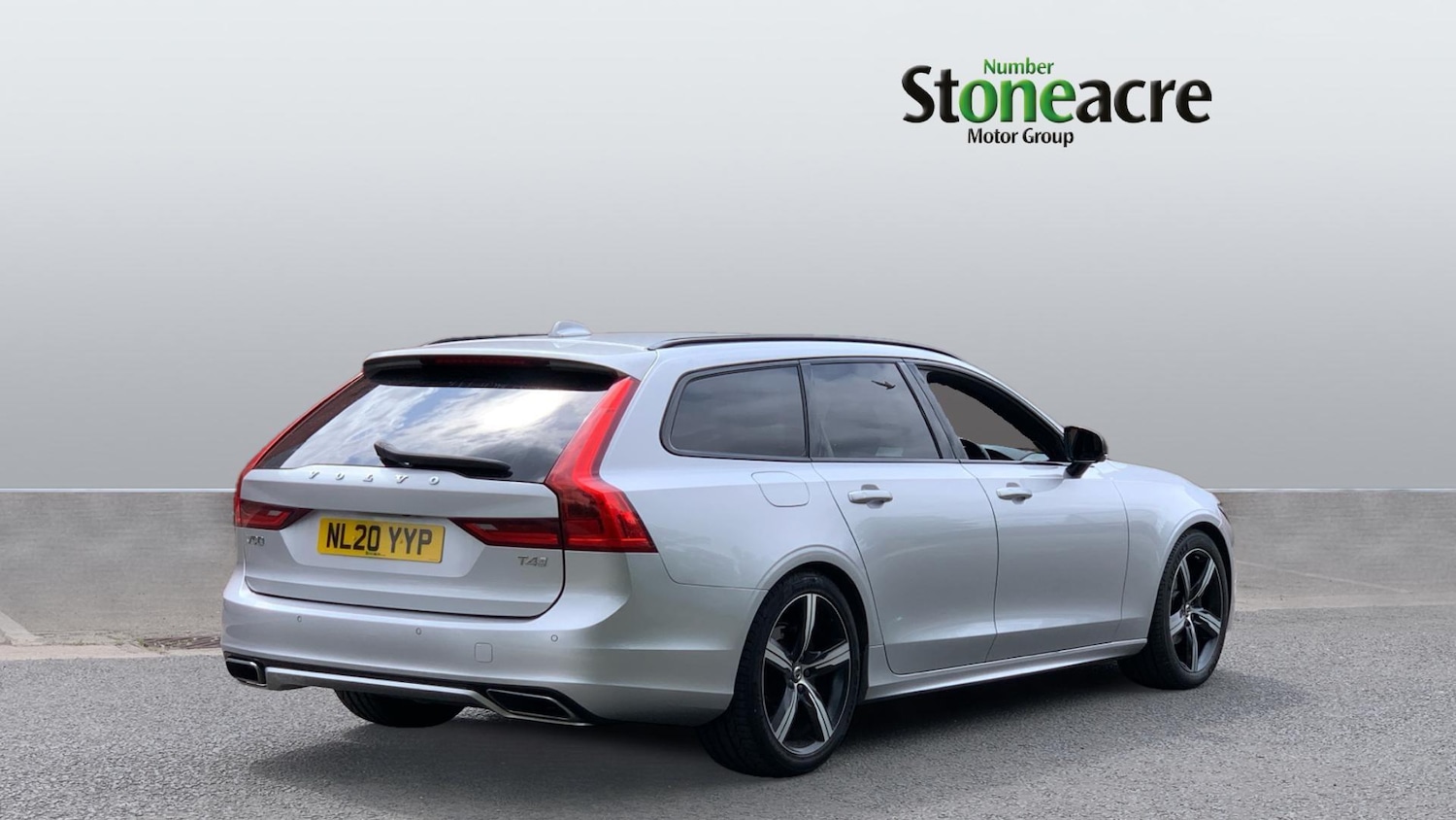 Used Volvo V90 2020 for sale - 76013322: Photo 2