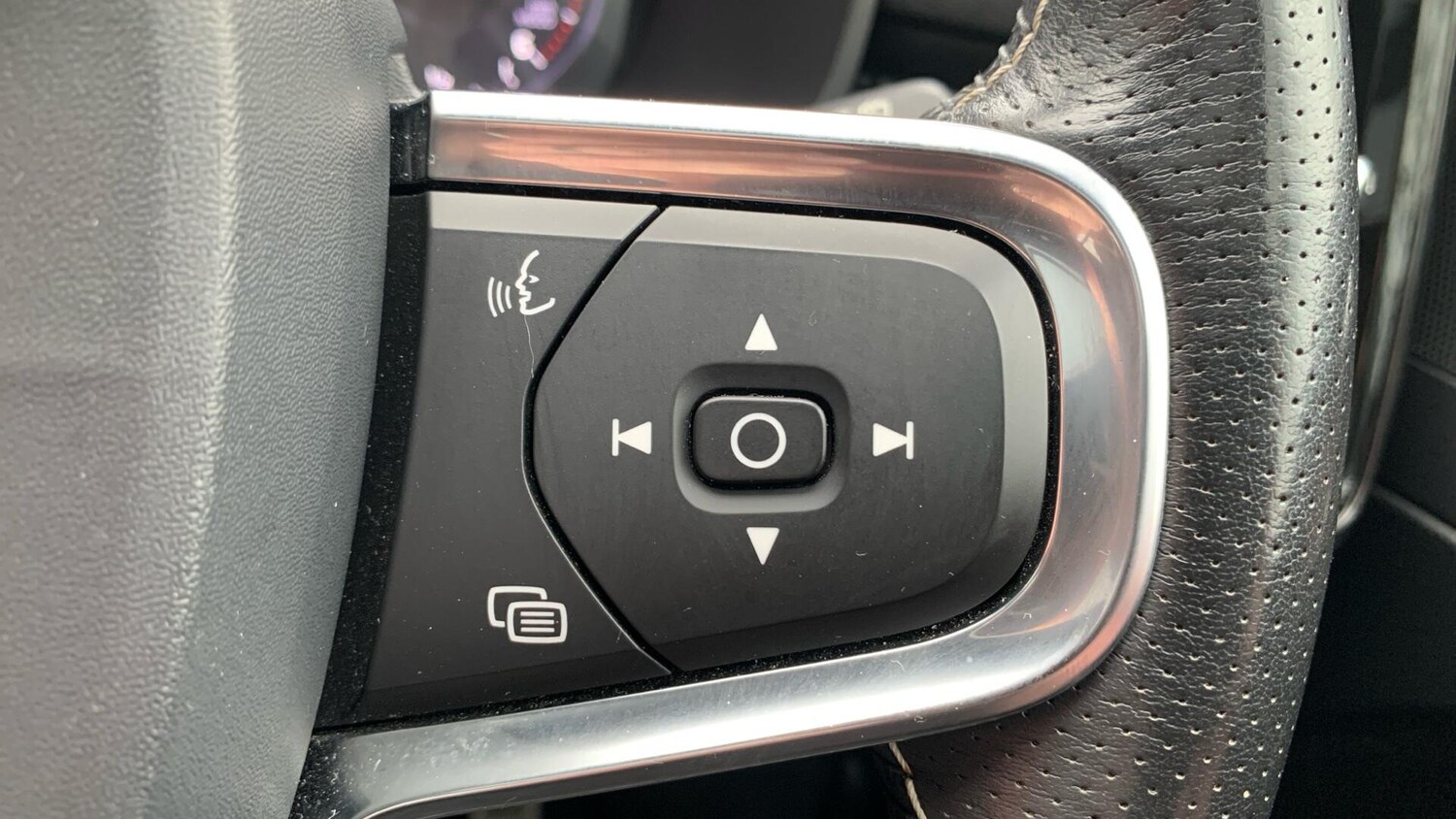 Used Volvo XC40 2019 for sale - 78156898: Photo 22