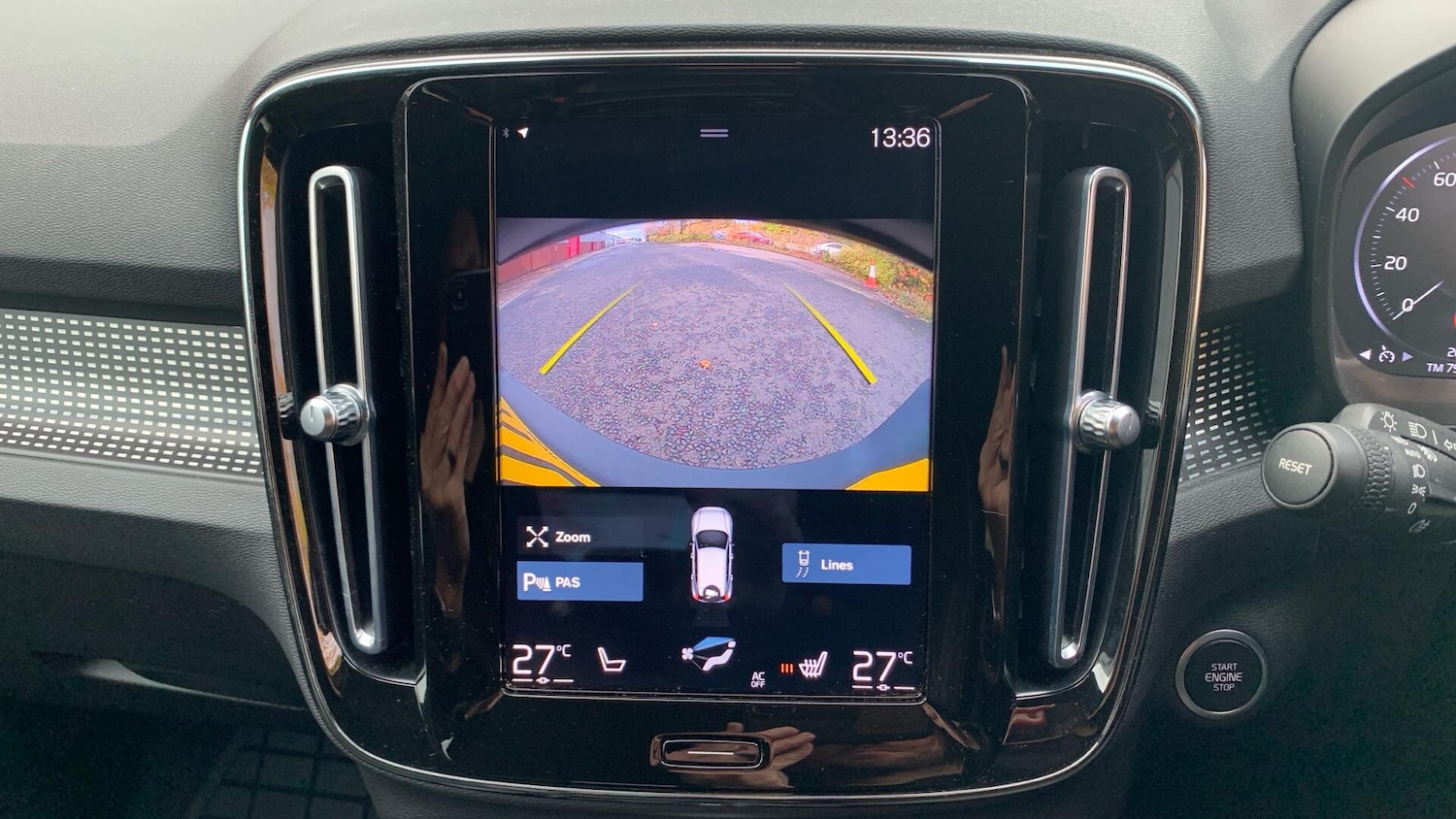 Used Volvo XC40 2021 for sale - 76824561: Photo 19