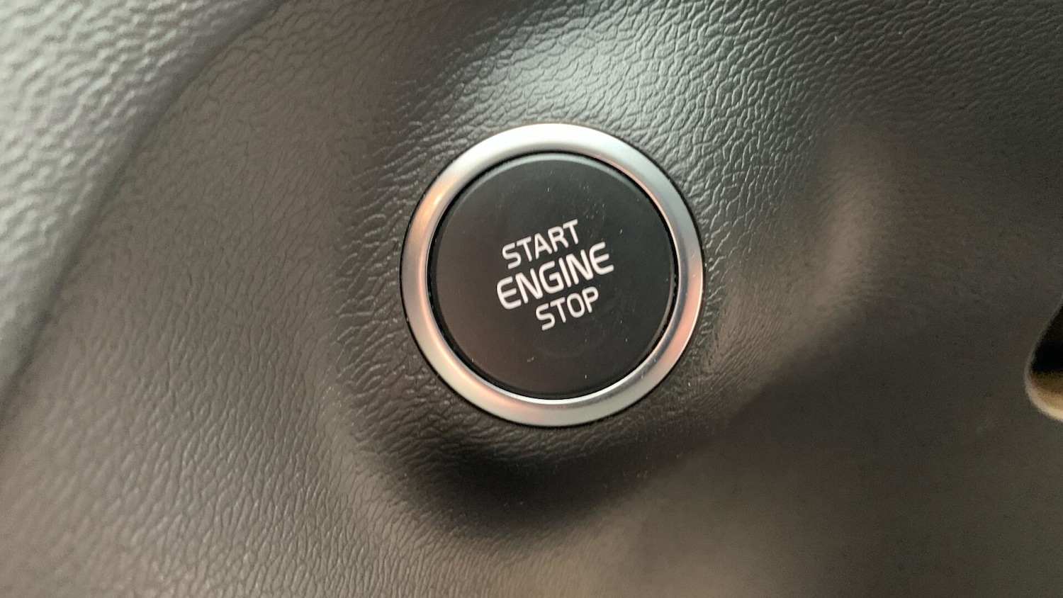 Used Volvo XC40 2021 for sale - 76824561: Photo 28