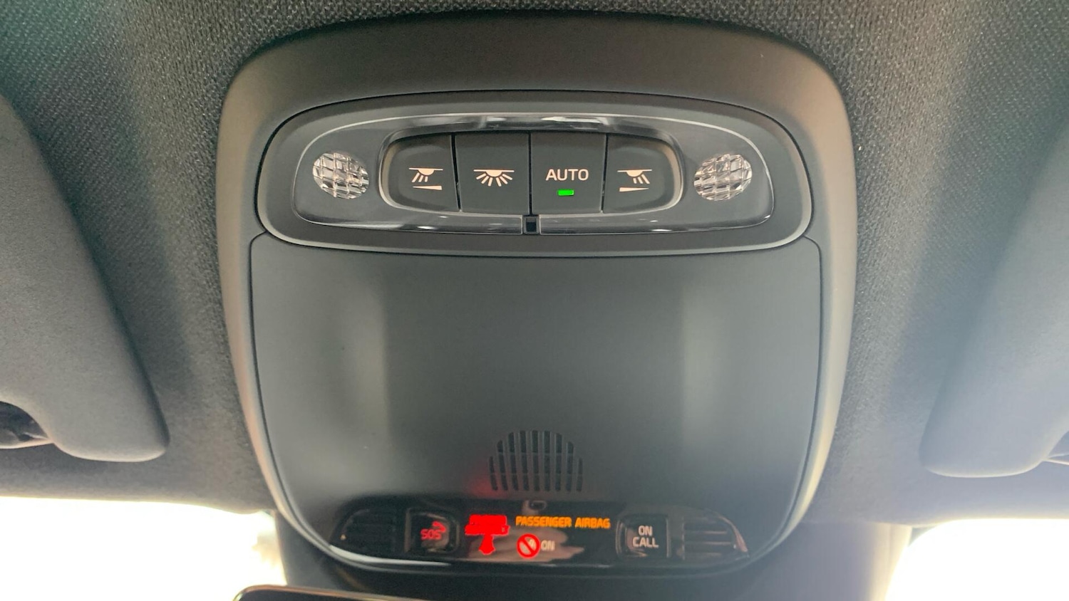 Used Volvo XC40 2021 for sale - 76824561: Photo 29